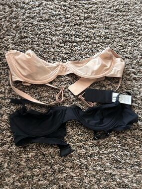 AERIE Light Nude and Black Underwire Bras Duo size 32A and 32B